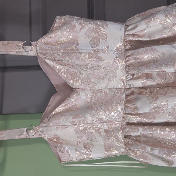 if by sea gown - Picture 5 of 5